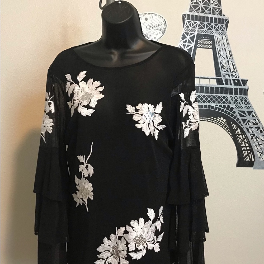 NWT INC International Concepts Petite Embroidered Top – Size PL – Deep Black